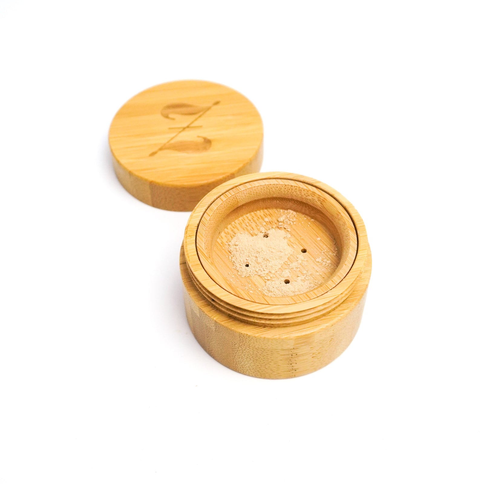 Tips and tricks on how to use our refillable loose Setting Powder
