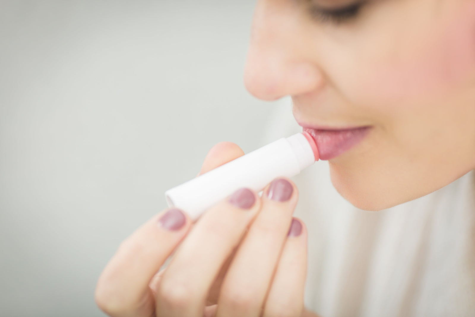 How Microplastics In Beauty Products Affect Body & Planet